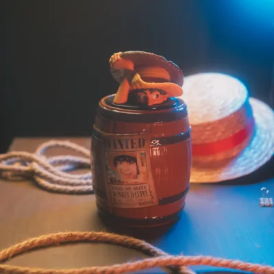 Biscoiteira One Piece | Netflix | Wanted Monkey D Luffy | Anime | Sojo Kawaii Store Portugal